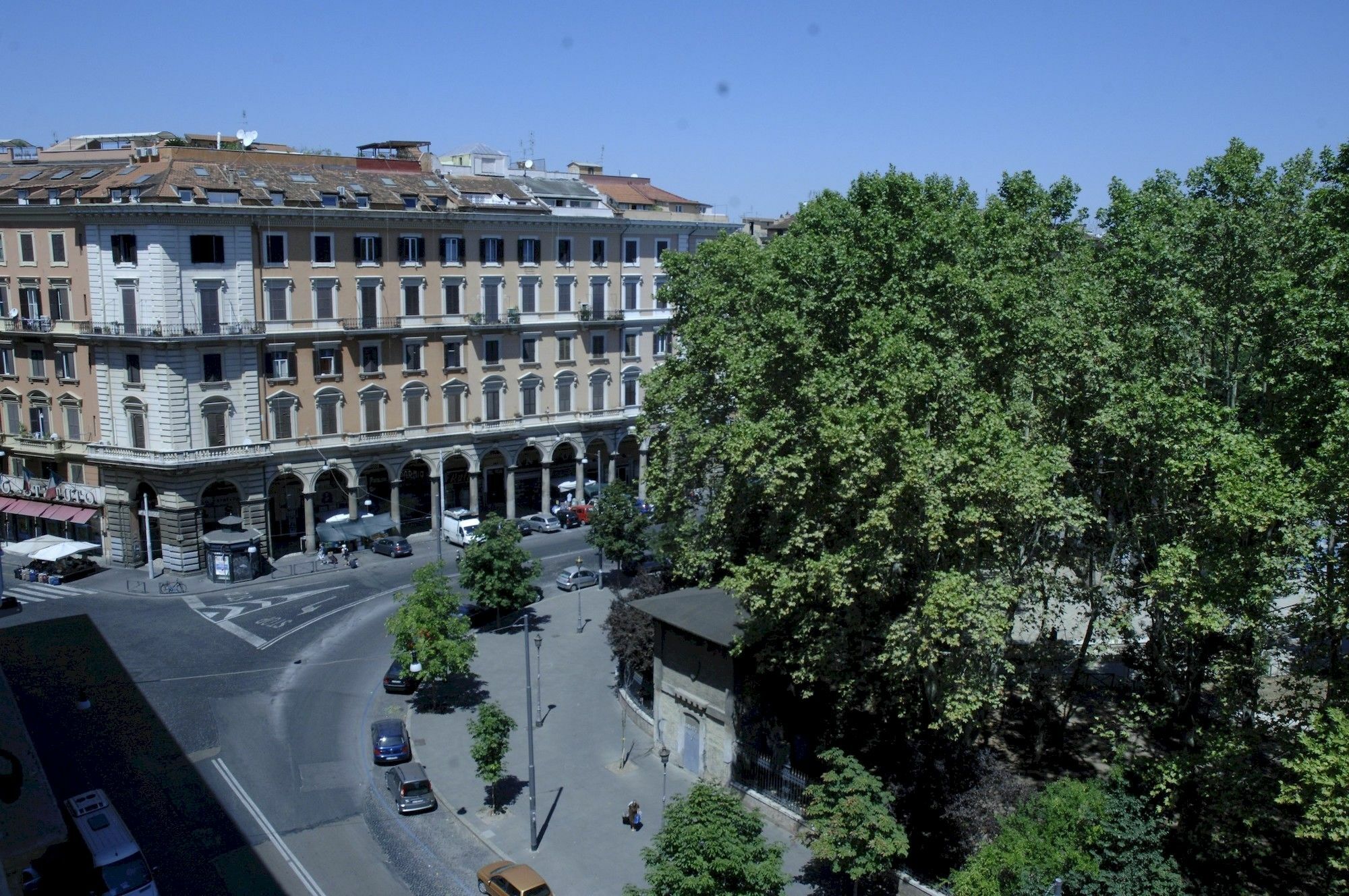 Drago D'Oro Guesthouse - Accross From Metro Vittorio Emanuele Kültér fotó